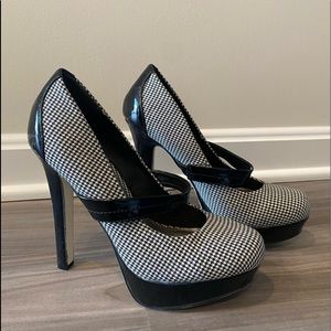 plaid strapped madden girls heels